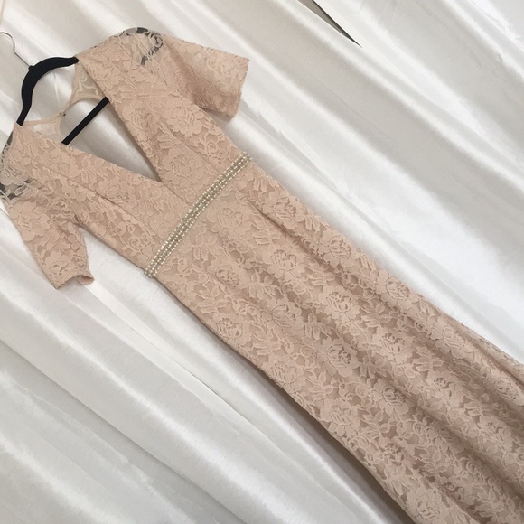 Beautiful Lace Mermaid Gown with Deep V - Picture 5 of 8